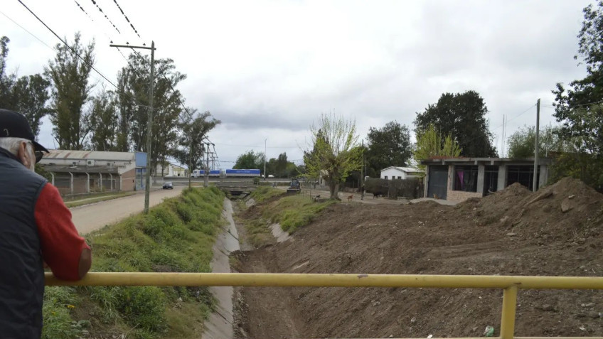 OBRAS PUBLICA, METÁN, CANAL METÁN I