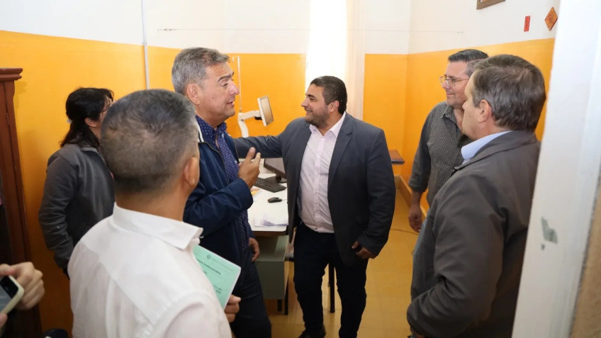 HOSPITAL DEL CARMEN, MINISTERIO DE SALUD,  INTENDENCIA JOSÉ MATIA ISSA, DR. FEDERICO MANGIONE